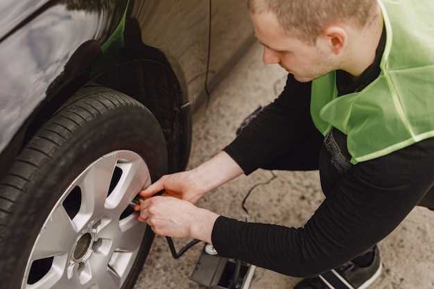 Key Factors to Consider When Selecting Tires for Your Vehicle